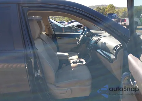 2011 Kia Sorento Lx from USA, damaged, VIN 5XYKTDA1XBG053901